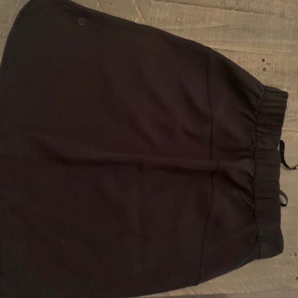 Lululemon On the Fly Skirt - Picture 2 of 3